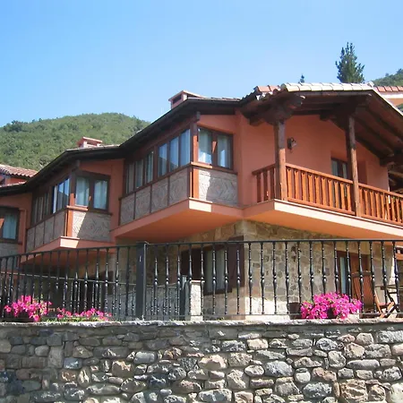 La Montana Apartment
